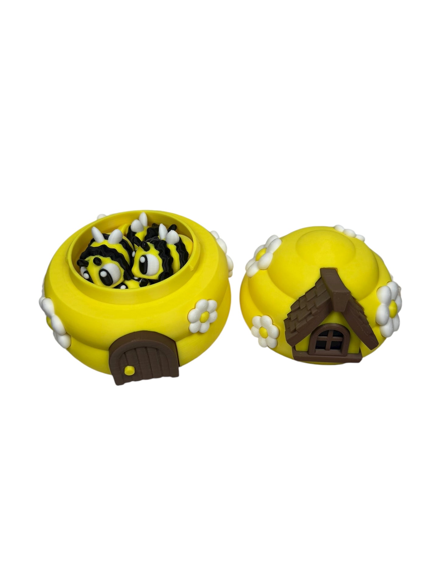 The Grit Hive | 3D Printed Beehive Scene with 7 Bees